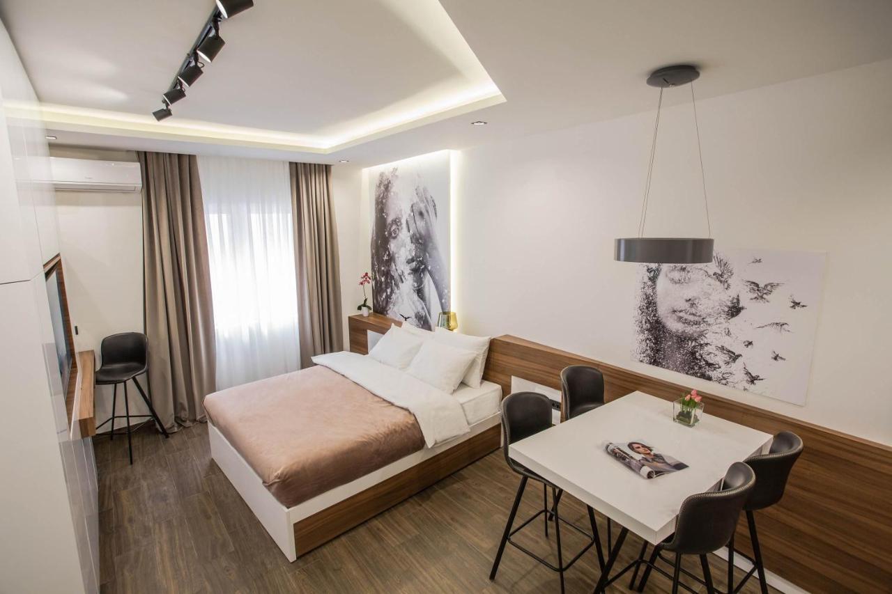 Sacher Apartments Ni Kültér fotó
